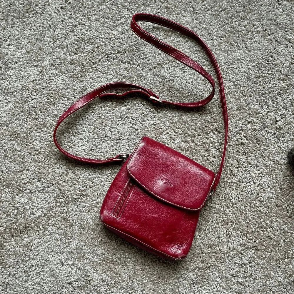 VTG Katana Red Pebbled Leather Mini Crossbody Organizer Bag